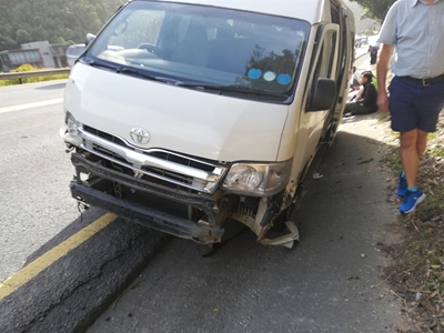 'Speeding' taxi causes crash in Kaaimans