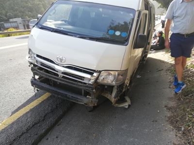 'Speeding' taxi causes crash in Kaaimans