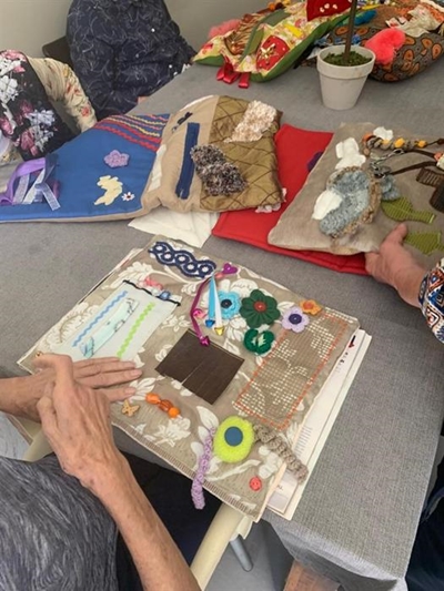 Fiddle cushions for frail care units