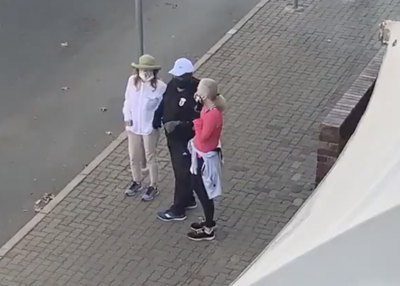 Ramaphosa takes selfie with Rosebank women