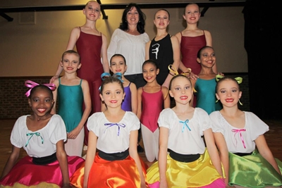 High tea and ballet with Carmen's kids