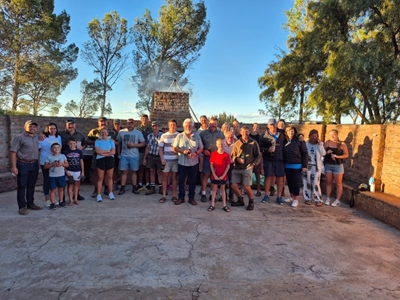 Hofmeyer se boere se baarde en snorre samel R11 450 in vir kanker