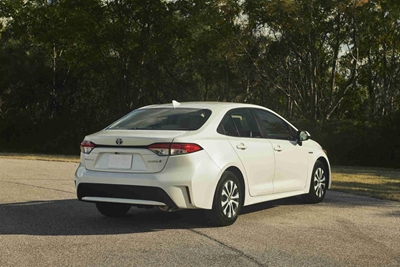 Toyota remains committed to hybrid power
