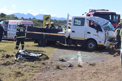 Truck accident near Herolds Bay turnoff