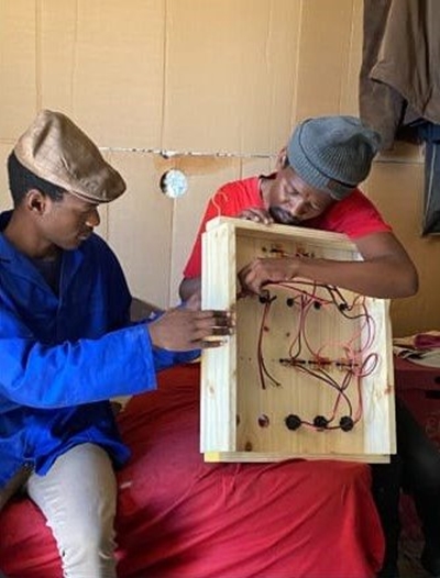 Vrygronde youth create own solar system 