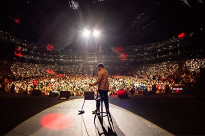 Trevor Noah first comedian ever to sell out Coca-Cola Arena in Dubai