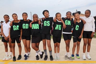 ‘n Dag van netbalpret in Rosedale