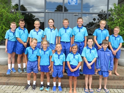 Agt tweelinge by Laerskool Volschenk