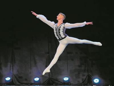 Cayden to dance at international ballet event