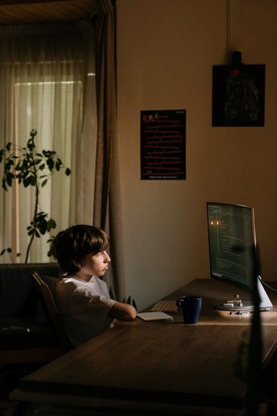 Cyberbullying – What schools and parents should be doing