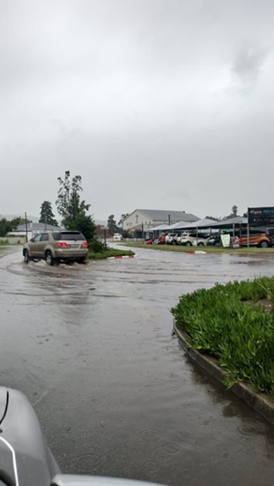 Heavy rains leave Knysna flooded