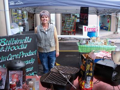Don't miss Petronel at flea market this Friday