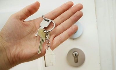 Lower cash vs higher bond offer, how to weigh the benefits