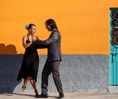 Iranian couple handed 10 year jail sentence for dancing together in Tehran