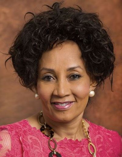 Sisulu calls for tough action in Cape Town housing saga