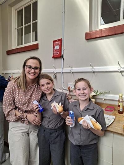 Bederfdag met speletjies en handskoene vir Laerskool Herold