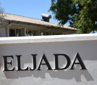 Eljada Nasorg vra hulp met wenslysie