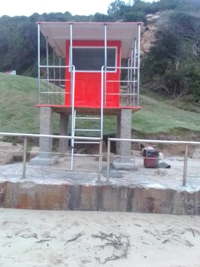 New lifeguard tower for Gwaiing beach