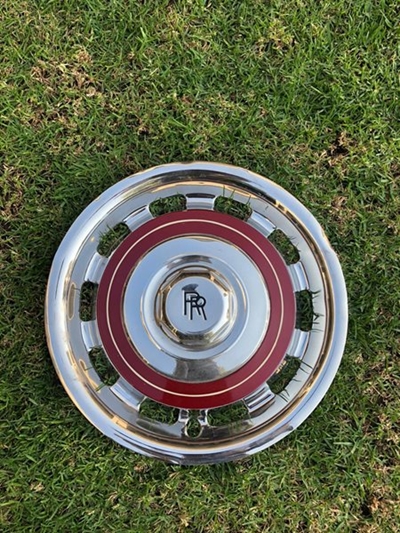 Have you seen this Rolls-Royce hub-cap? 