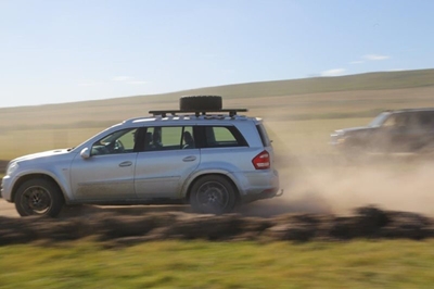4x4 action galore