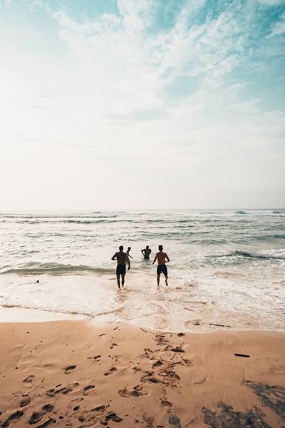 "New COVID-19 regulations that limit access to beaches are unconstitutional"