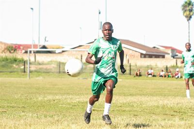 Paris United still in top spot in promotional league