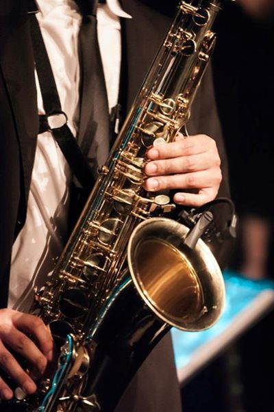 Saxophone à la Française: Bring more of the same