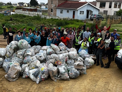 Pacs kids clean up Schaapkop River on Call to Earth Day