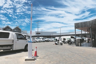 Boom confusion at new mall parking