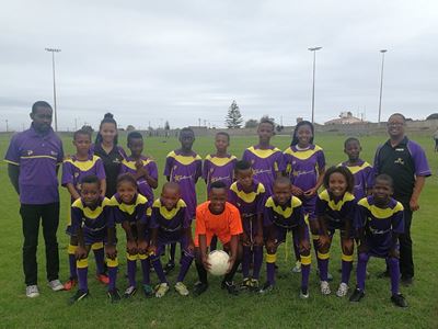 Hollywoodbets Mossel Bay supports Green Aces FC