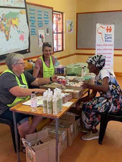 Pediatric Care Africa reik uit na Vlakteplaas