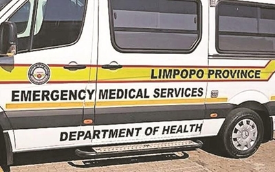 Ambulance crew, patients robbed on N1 after vehicle drives over spikes