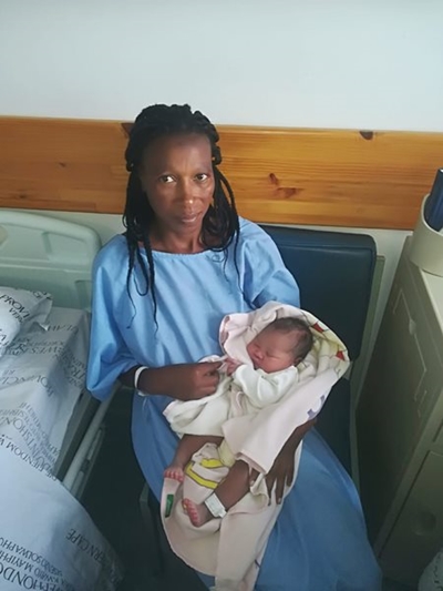 Meet Knysnas New Year's baby!