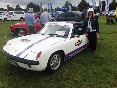 Look out for this sporty lady and her arty driver on this month’s Erfenistoer 