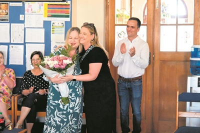 Voories lui hul klok vir nuwe hoof