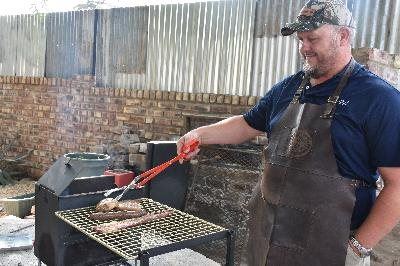 Klein Karoo op die kole: Gielie se potbrood