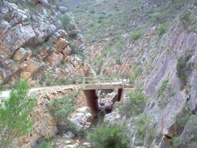 Scenic drive on Garden Route passes