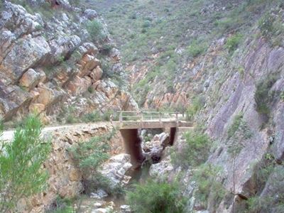 Scenic drive on Garden Route passes