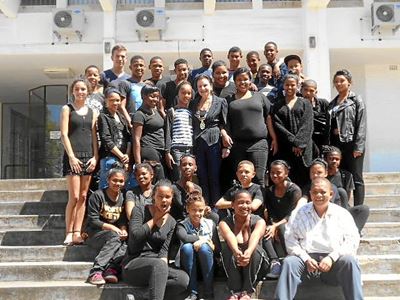 Plaaslike talent binnekort op die planke