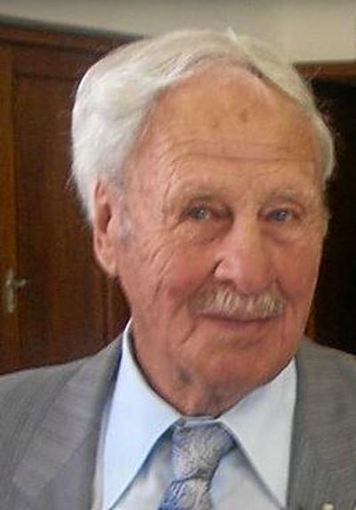 Oud-Fonteiner oorlede