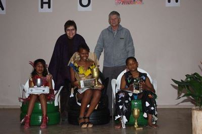Laerskole wys talent tydens herwinning modevertoning