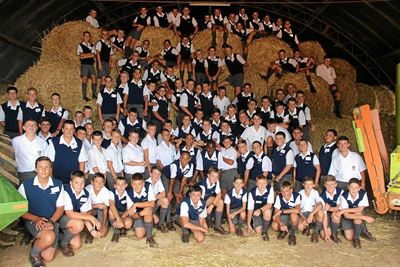 Oakdale spog met 100 nuwe leerders
