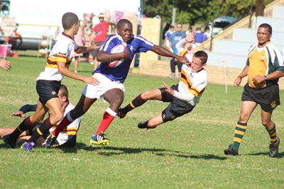 Oakdale te sterk vir hul opponente