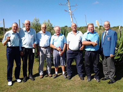 Perfekte gholfweer vir 32 spelers