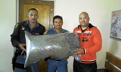 Polisie lê beslag op dagga