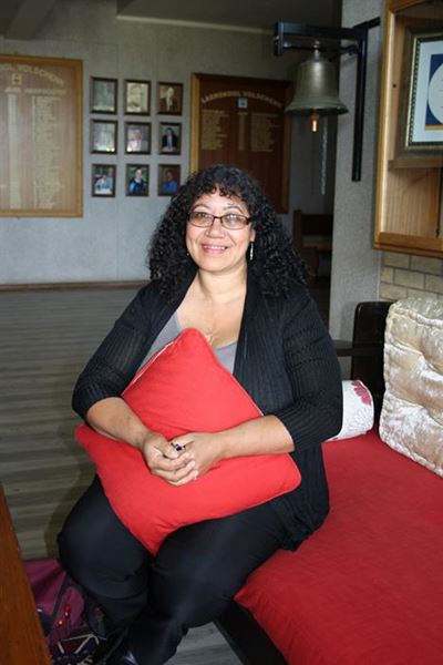 2 Plaaslike dames se werke in Mellet se boek