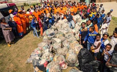 Community gets going to clean up