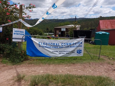 Check-in at Brackenhill voting station