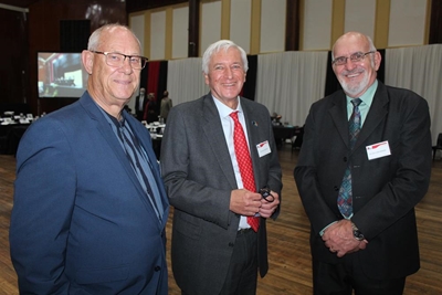 Drie partye, die DA, VF Plus en ACDP swaai nou die septer in George