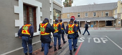 R15 000 se dwelms gevind